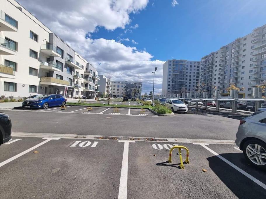 Lovely 1 Bedroom Livingroom Apartment Sector 1 Bucuresti Voluntari Exterior photo