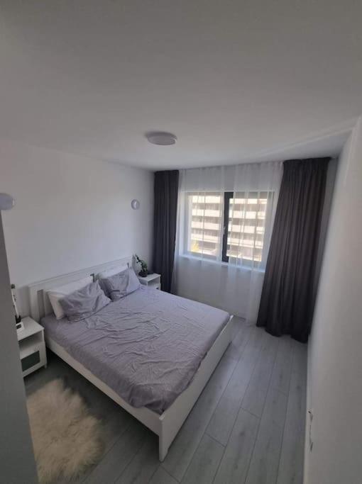 Lovely 1 Bedroom Livingroom Apartment Sector 1 Bucuresti Voluntari Exterior photo