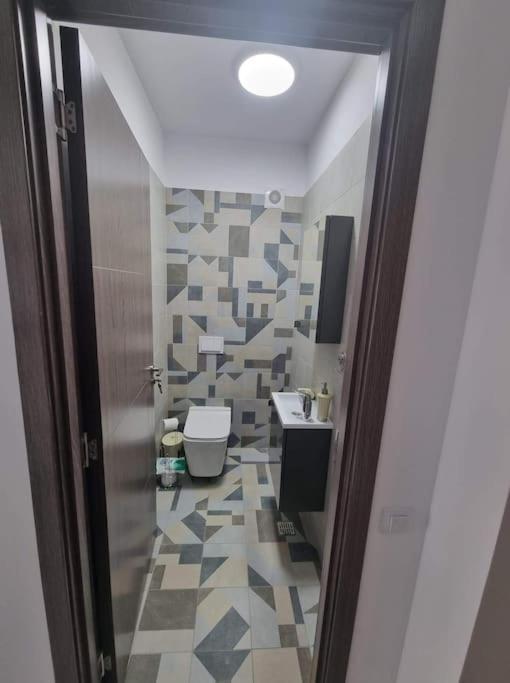 Lovely 1 Bedroom Livingroom Apartment Sector 1 Bucuresti Voluntari Exterior photo